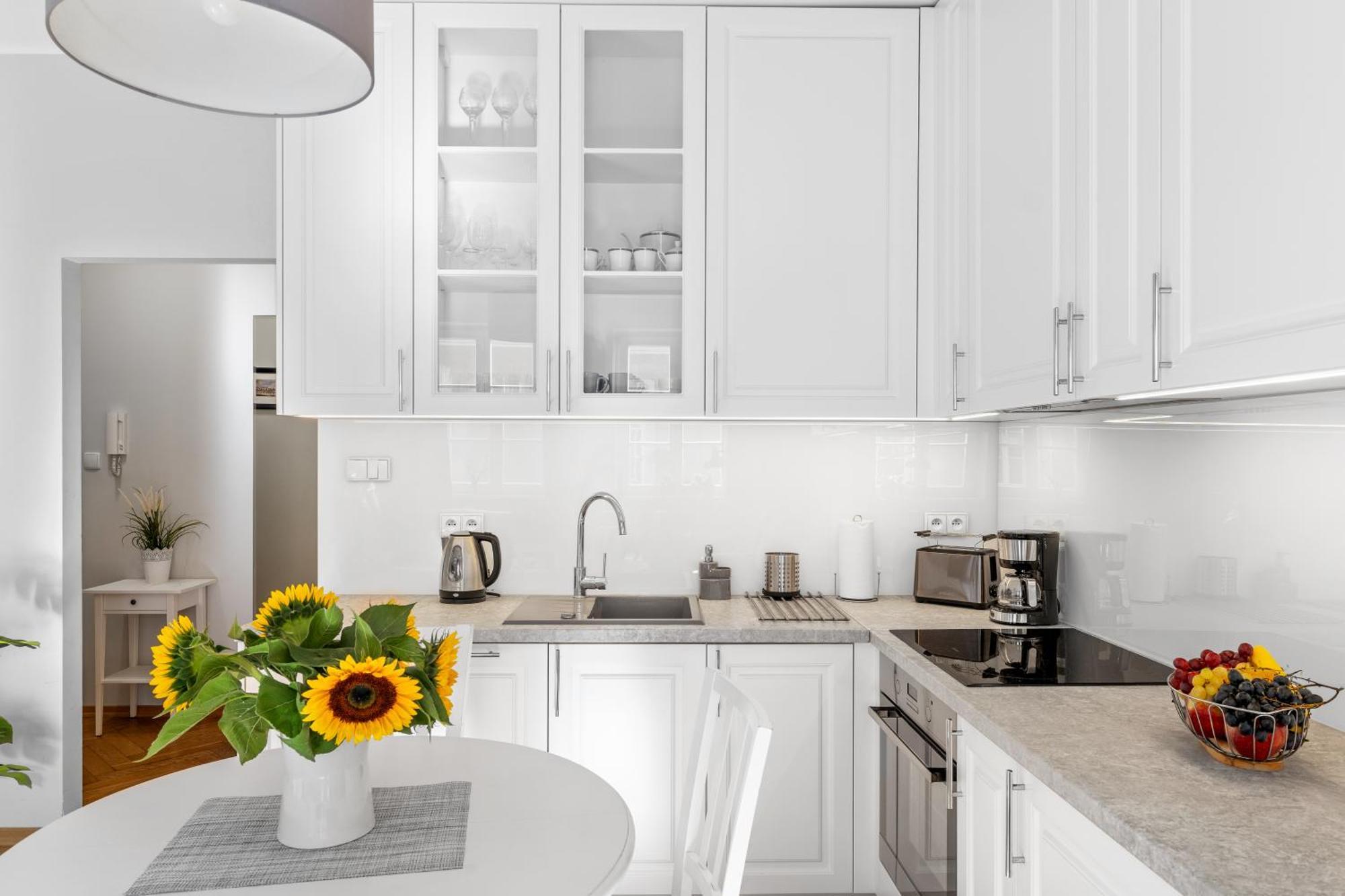 Cute Apartment In The Historic Old Town Of Варшава Экстерьер фото